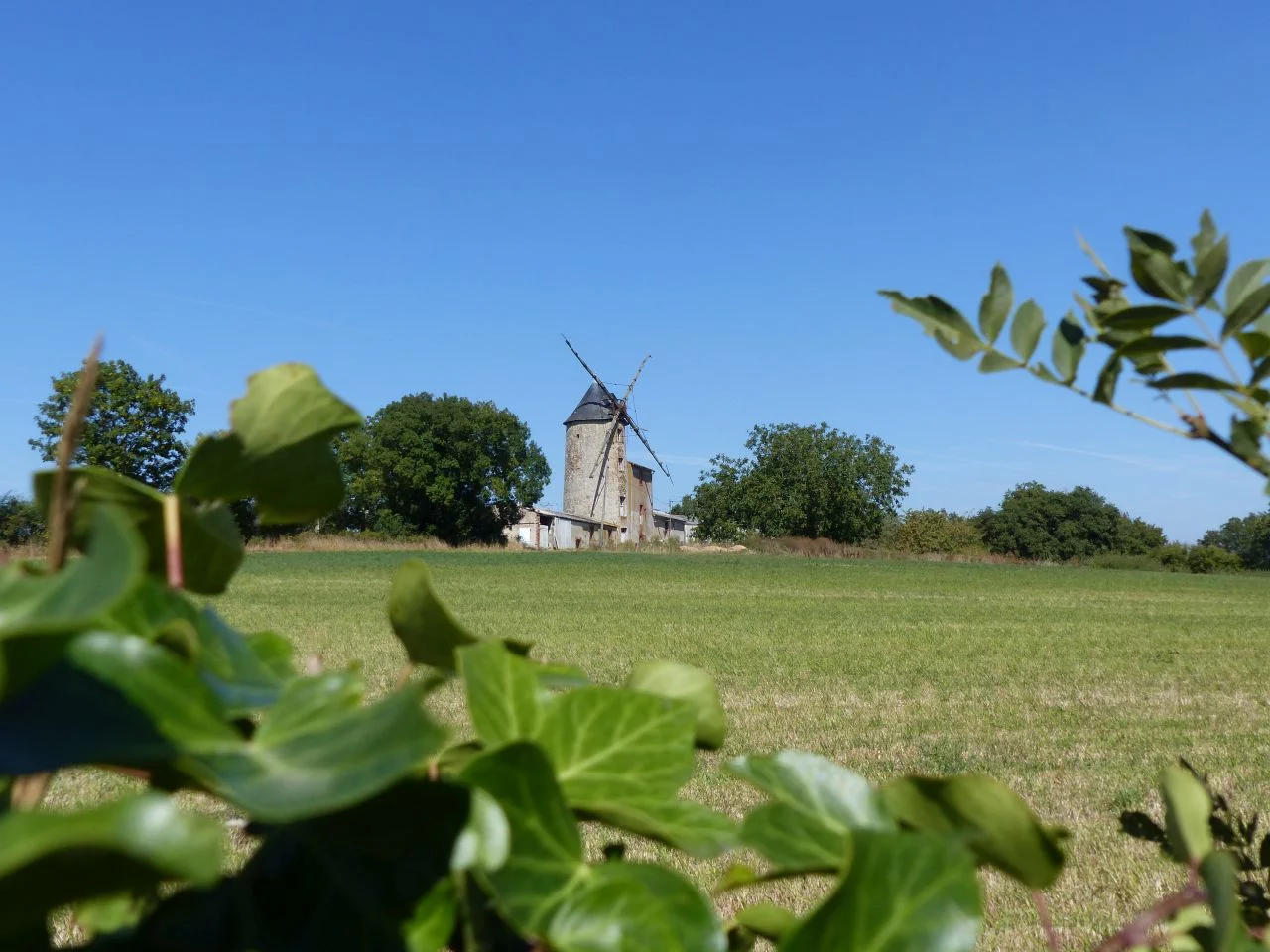 Le Moulin