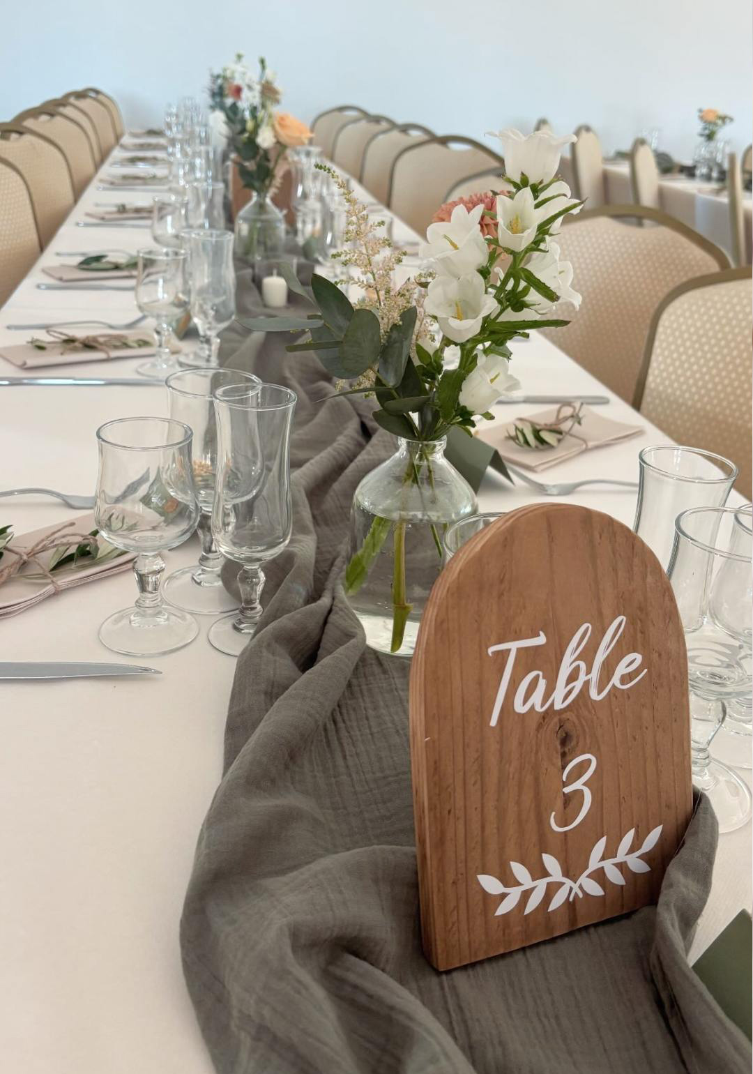 Numéro de table en bois